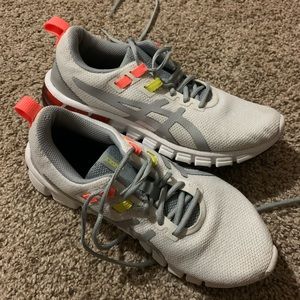 ASICS size 8 private listing